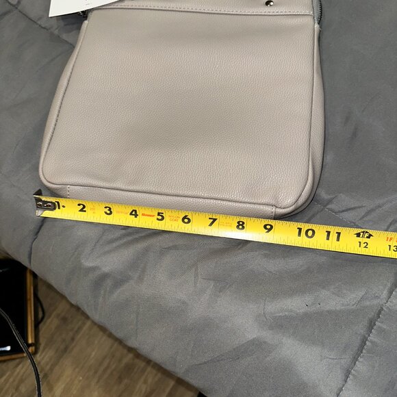 New With Tags!
Bugatti Large Crossbody - Picture 13 of 16